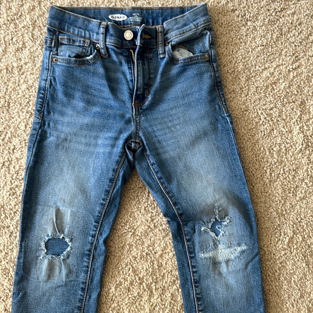 Old Navy boys karate slim destructed with inner patches size 10